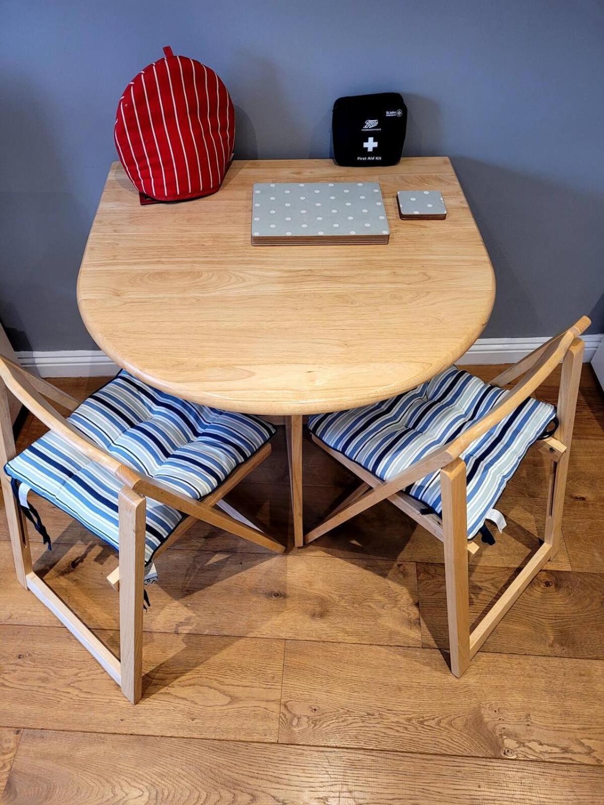 Casa de férias Cosy Quiet Two Bedroom House Near Town Centre Cheltenham